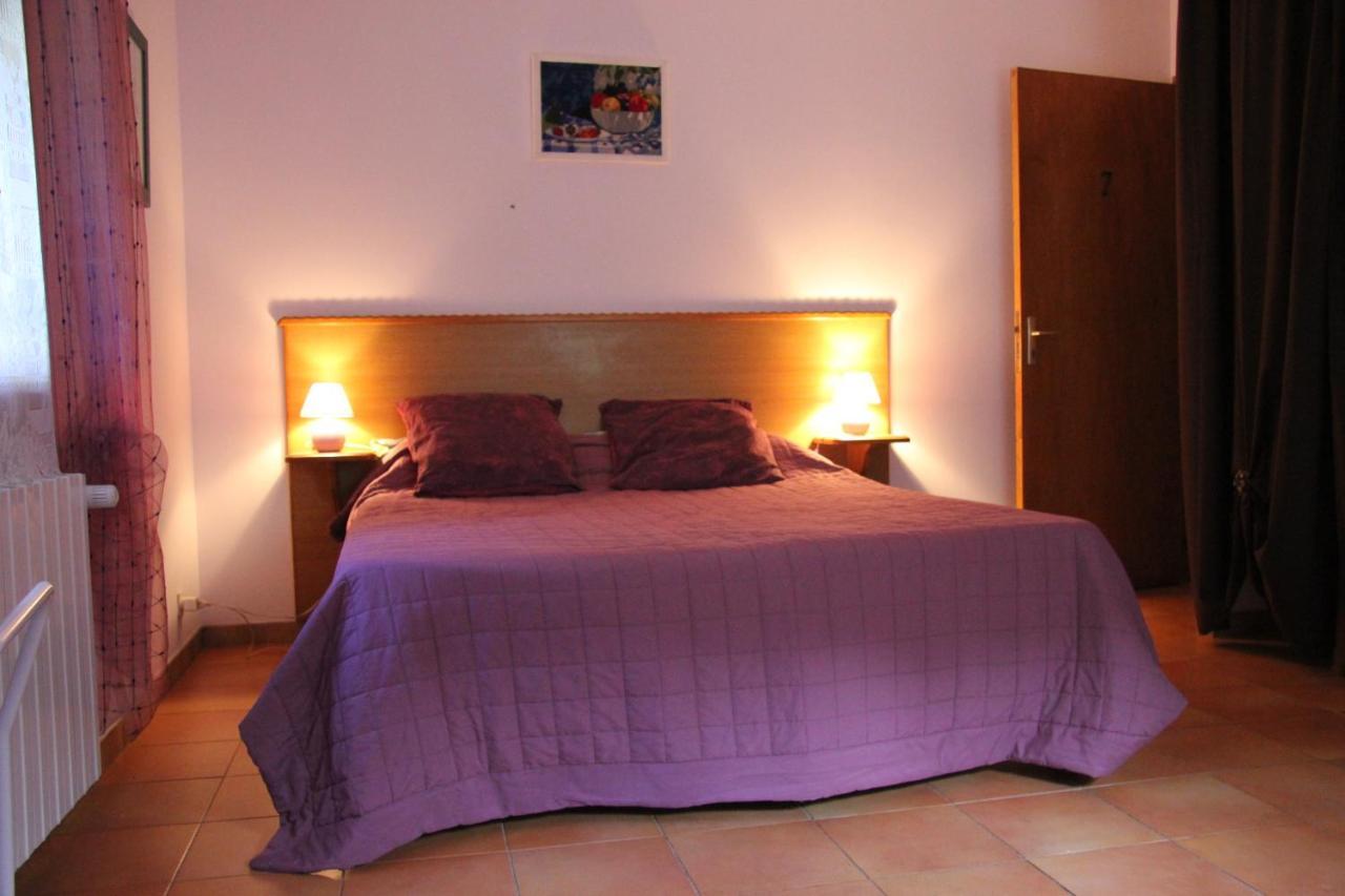 سانتو بيترو دي فُنا Chambre D'Hote "Chez Antoinette Et Charles" الغرفة الصورة